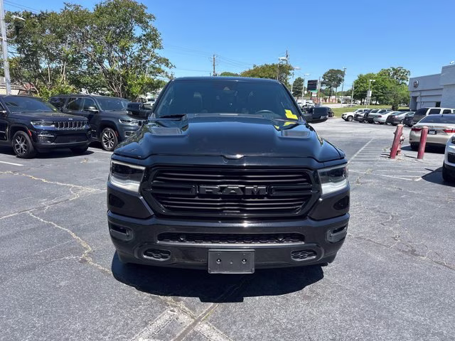 2023 Diamond Black Crystal Pearlcoat Ram 1500 Laramie 4X4 Truck