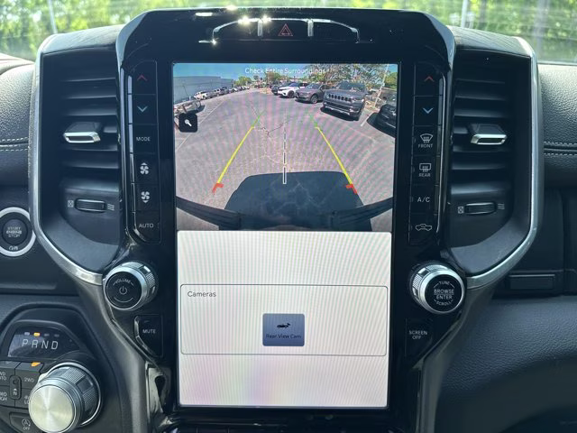2023 Diamond Black Crystal Pearlcoat Ram 1500 Laramie 4X4 Truck