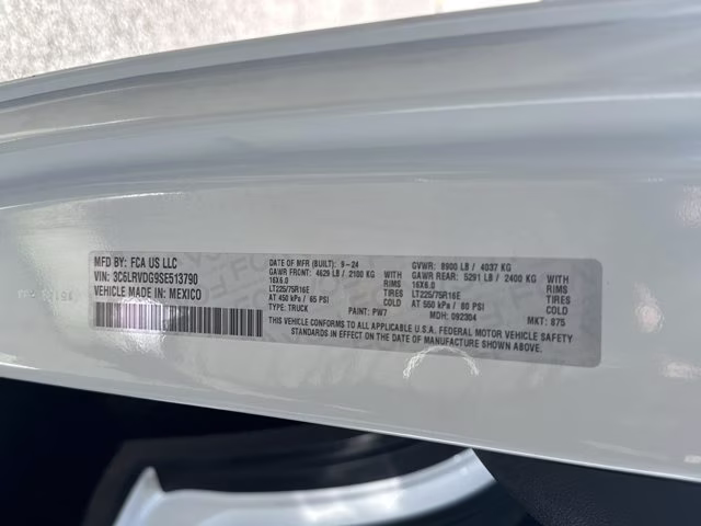 2025 Bright White Clearcoat Ram ProMaster Cargo Van Tradesman FWD Van