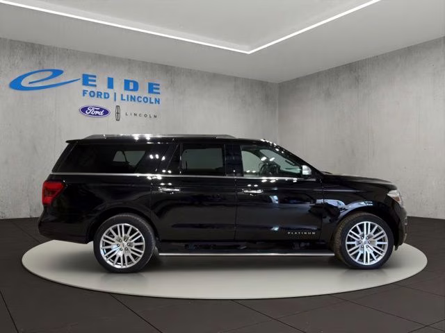2022 Agate Black Metallic Ford Expedition Max Platinum 4X4 SUV