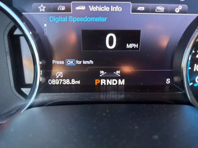 2019 White Platinum Metallic Tri-Coat Ford Expedition Platinum 4X4 SUV