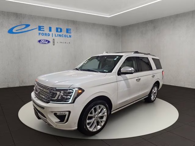 2019 White Platinum Metallic Tri-Coat Ford Expedition Platinum 4X4 SUV