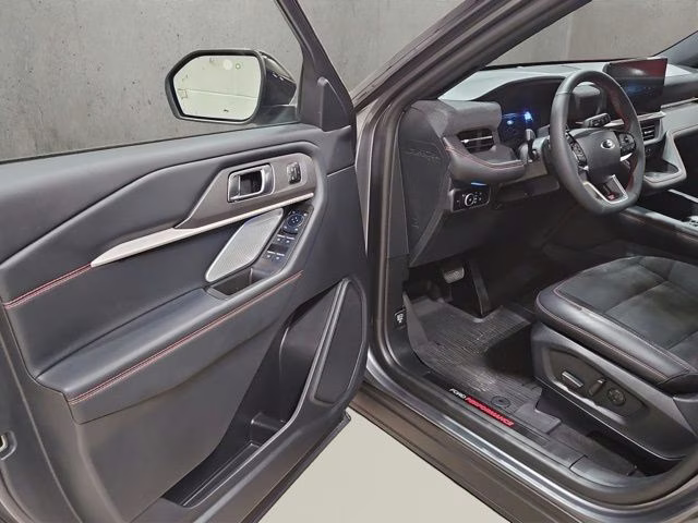 2025 Carbonized Gray Metallic Ford Explorer ST 4X4 SUV