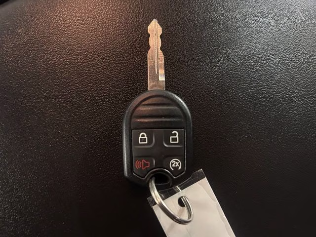 2016 Magnetic Metallic Ford Super Duty F-250 SRW Lariat 4X4 Truck