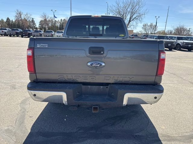 2016 Magnetic Metallic Ford Super Duty F-250 SRW Lariat 4X4 Truck