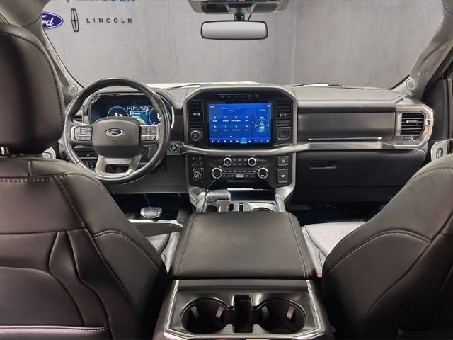 2021 Star White Metallic Tri-Coat Ford F-150 Lariat 4X4 Truck