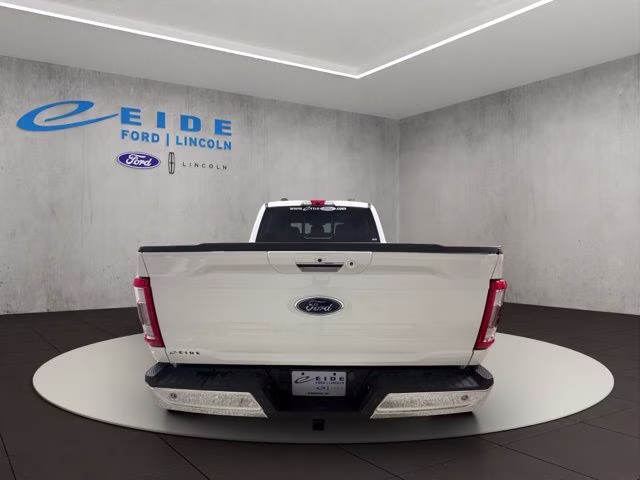2021 Star White Metallic Tri-Coat Ford F-150 Lariat 4X4 Truck