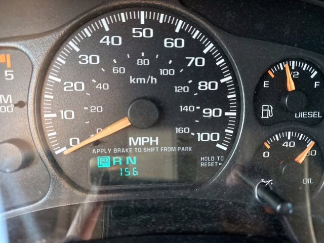 2001 Light Pewter Metallic Chevrolet Silverado 2500HD LS 4X4 Truck