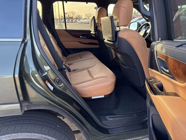 2023 Nori Green Pearl Lexus LX 600 Luxury 4X4 SUV