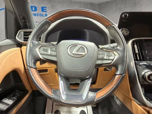 2023 Nori Green Pearl Lexus LX 600 Luxury 4X4 SUV