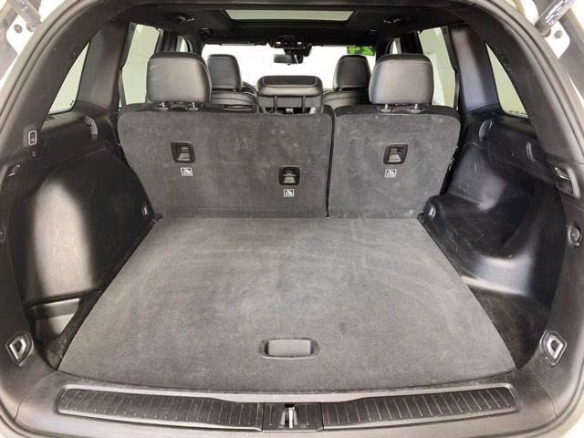2024 Bright White Clearcoat Jeep Grand Cherokee Limited 4X4 SUV
