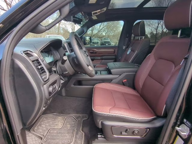 2026 Diamond Black Crystal Pearlcoat Ram 1500 Limited 4X4 Truck