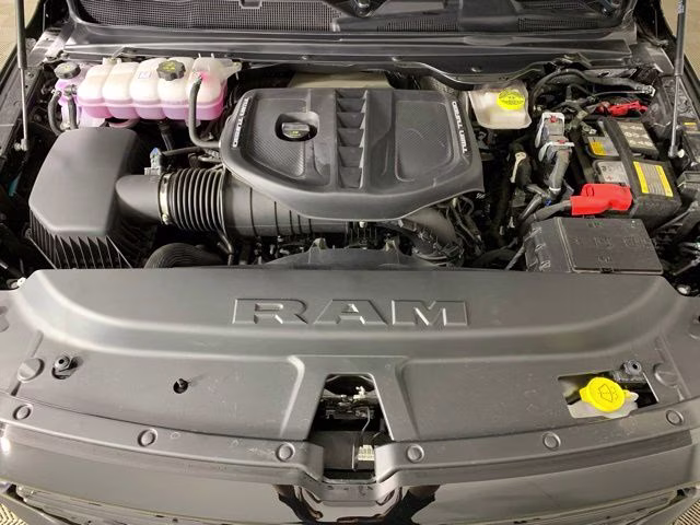 2026 Diamond Black Crystal Pearlcoat Ram 1500 Limited 4X4 Truck