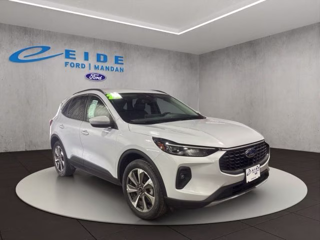 2025 Ford Escape Platinum AWD's photo