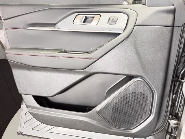 2026 Carbonized Gray Metallic Ford Explorer ST-Line 4X4 SUV
