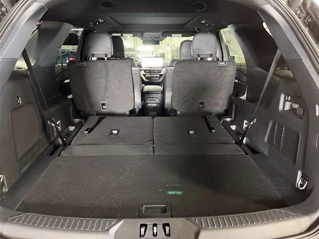2026 Carbonized Gray Metallic Ford Explorer ST-Line 4X4 SUV