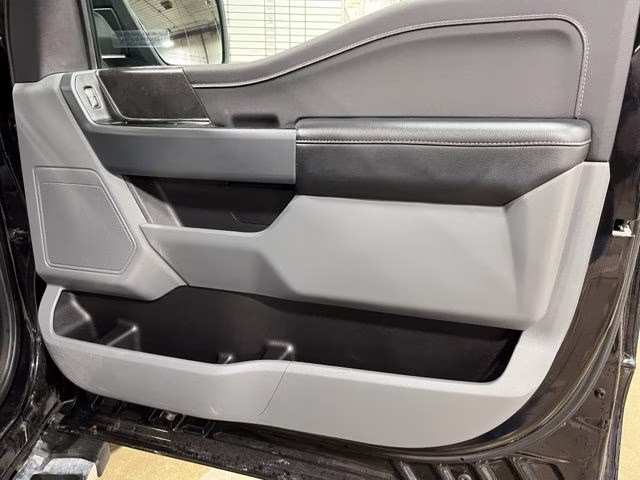 2024 Agate Black Metallic Ford F-150 XLT 4X4 Truck