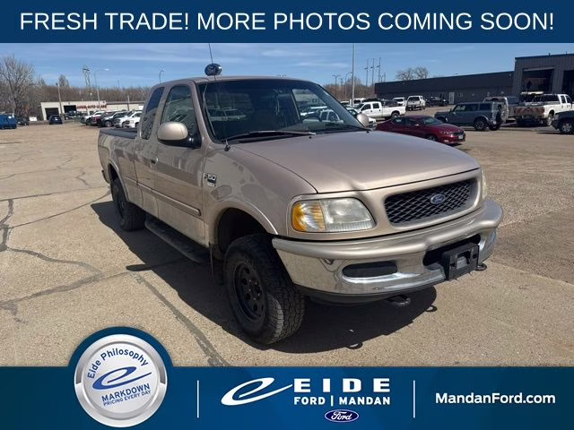 1998 Champagne Ford F-150 XLT 4X4 Truck