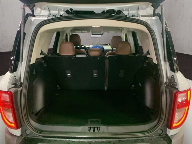 2026 Space White Metallic Ford Bronco Sport Outer Banks 4X4 SUV