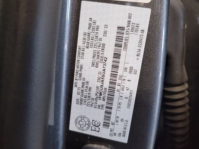 2025 Carbonized Gray Metallic Ford Escape Platinum AWD SUV