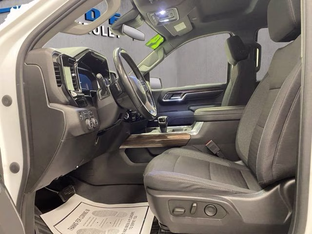 2024 Summit White Chevrolet Silverado 1500 RST 4X4 Truck
