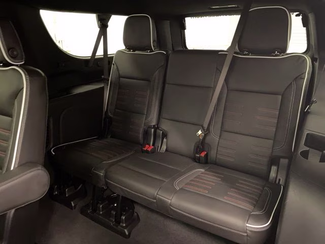 2025 Summit White GMC Yukon XL AT4 Ultimate 4X4 SUV