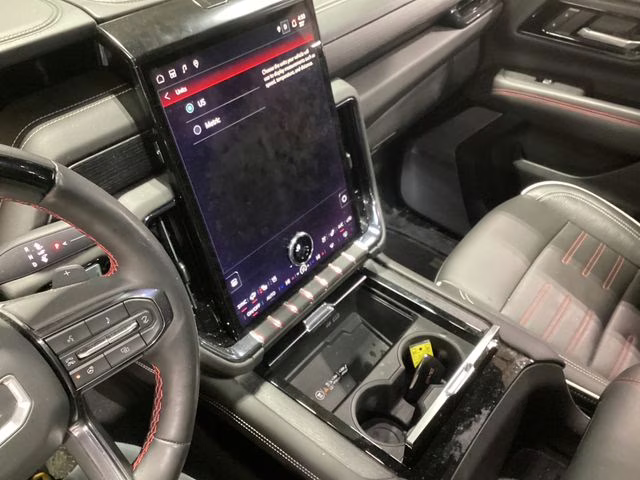 2025 Summit White GMC Yukon XL AT4 Ultimate 4X4 SUV