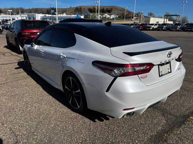2019 Wind Chill Pearl Toyota Camry XSE FWD Sedan