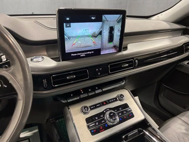 2021 Pristine White Lincoln Aviator Reserve AWD SUV
