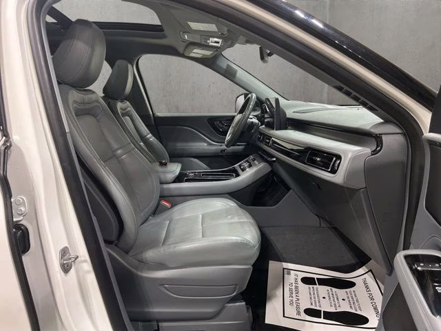 2021 Pristine White Lincoln Aviator Reserve AWD SUV