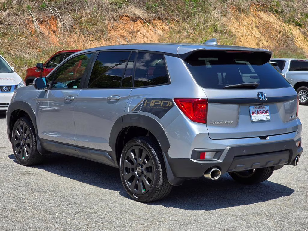 2023 Lunar Silver Metallic Honda Passport EX-L AWD SUV