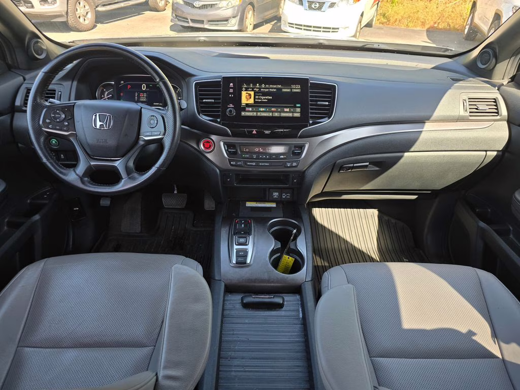 2023 Lunar Silver Metallic Honda Passport EX-L AWD SUV