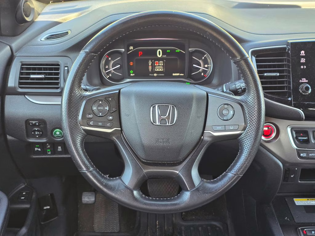 2023 Lunar Silver Metallic Honda Passport EX-L AWD SUV