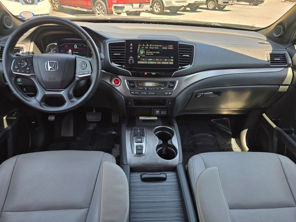 2023 Lunar Silver Metallic Honda Passport EX-L AWD SUV