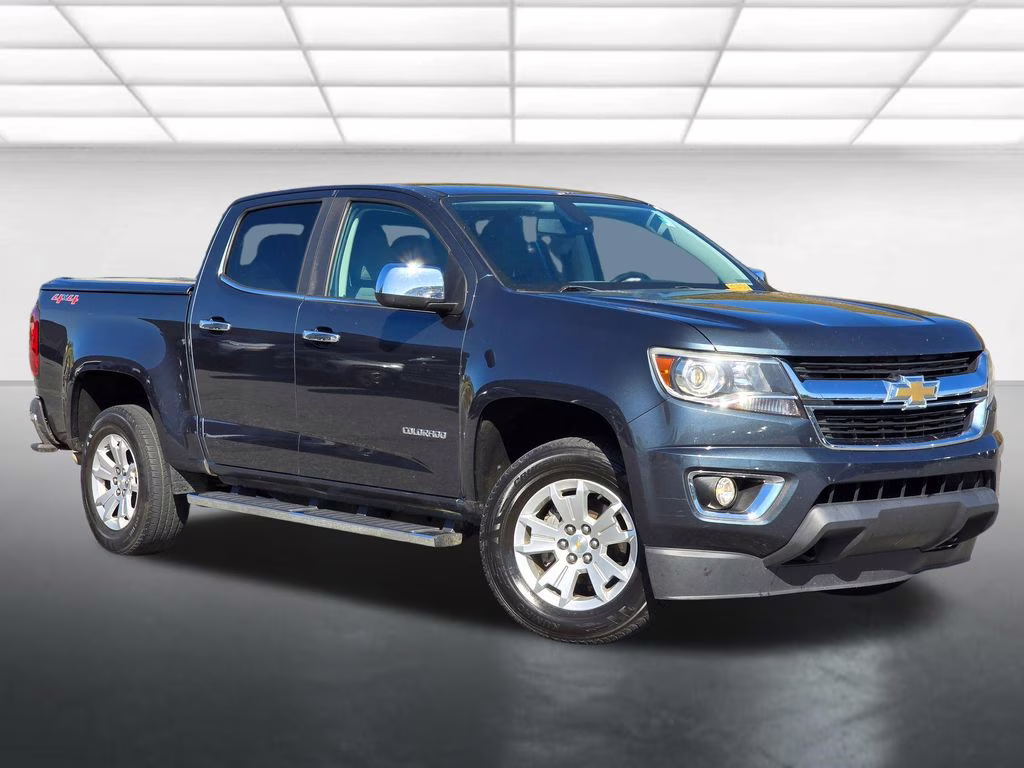 2019 Shadow Gray Metallic Chevrolet Colorado LT 4X4 Truck