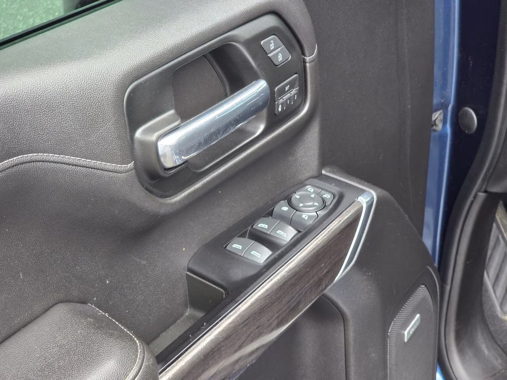 2019 Northsky Blue Metallic Chevrolet Silverado 1500 LTZ 4X4 Truck