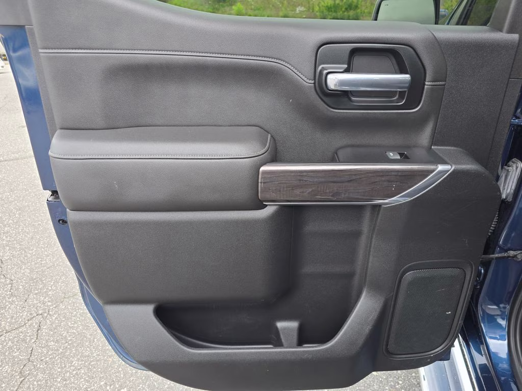 2019 Northsky Blue Metallic Chevrolet Silverado 1500 LTZ 4X4 Truck