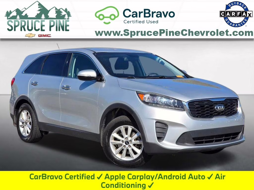 2019 Sparkling Silver Kia Sorento L FWD SUV