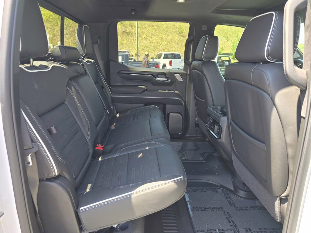 2025 Summit White GMC Sierra 1500 AT4X 4X4 Truck