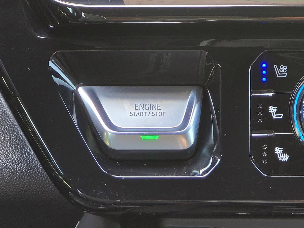 2025 Summit White GMC Sierra 1500 AT4X 4X4 Truck