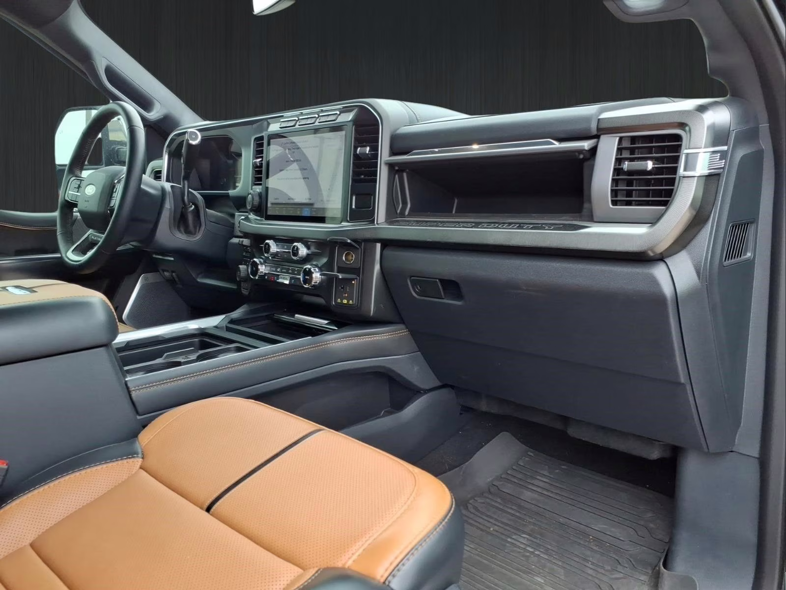 2024 Black Metallic Ford Super Duty F-350 SRW Platinum 4X4 Truck