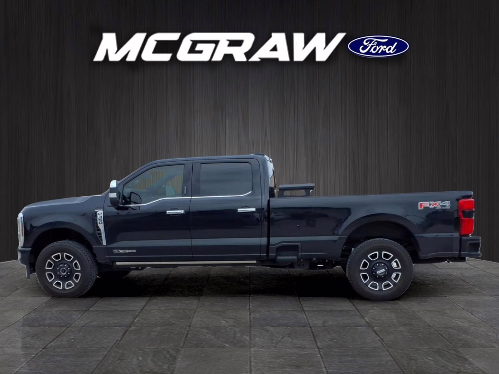 2024 Black Metallic Ford Super Duty F-350 SRW Platinum 4X4 Truck