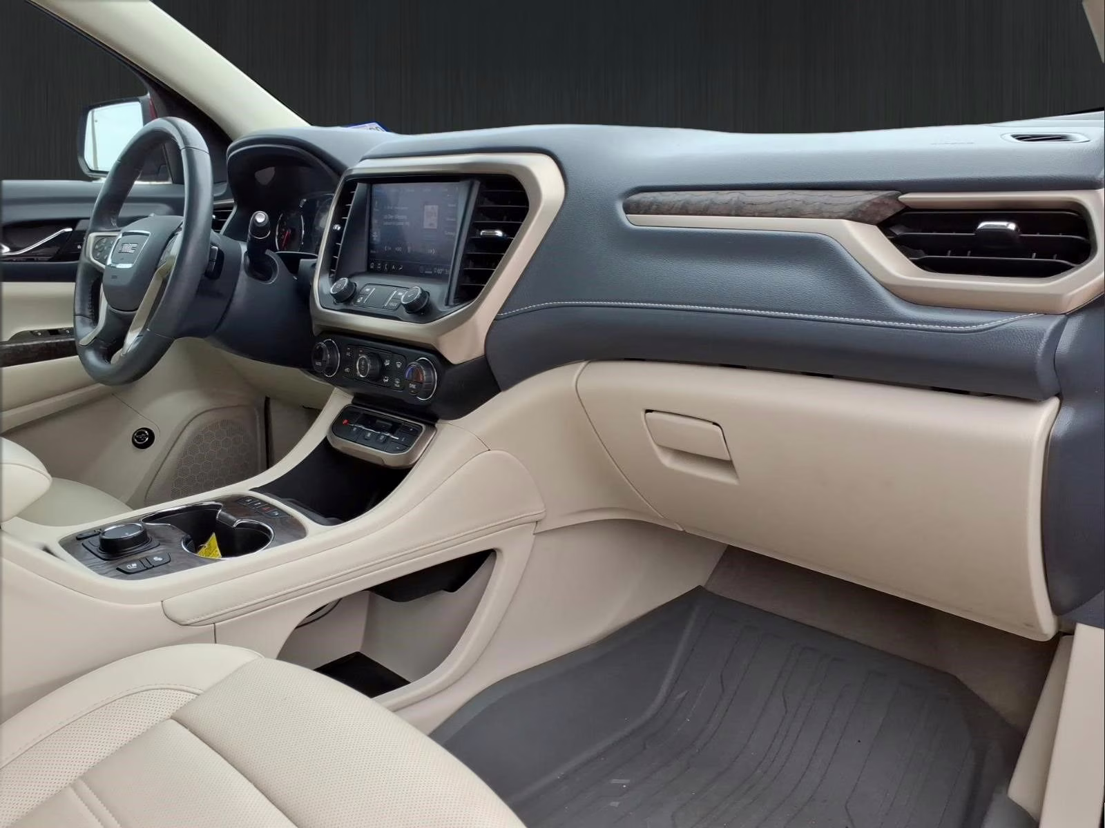 2020 Quartz GMC Acadia Denali FWD SUV