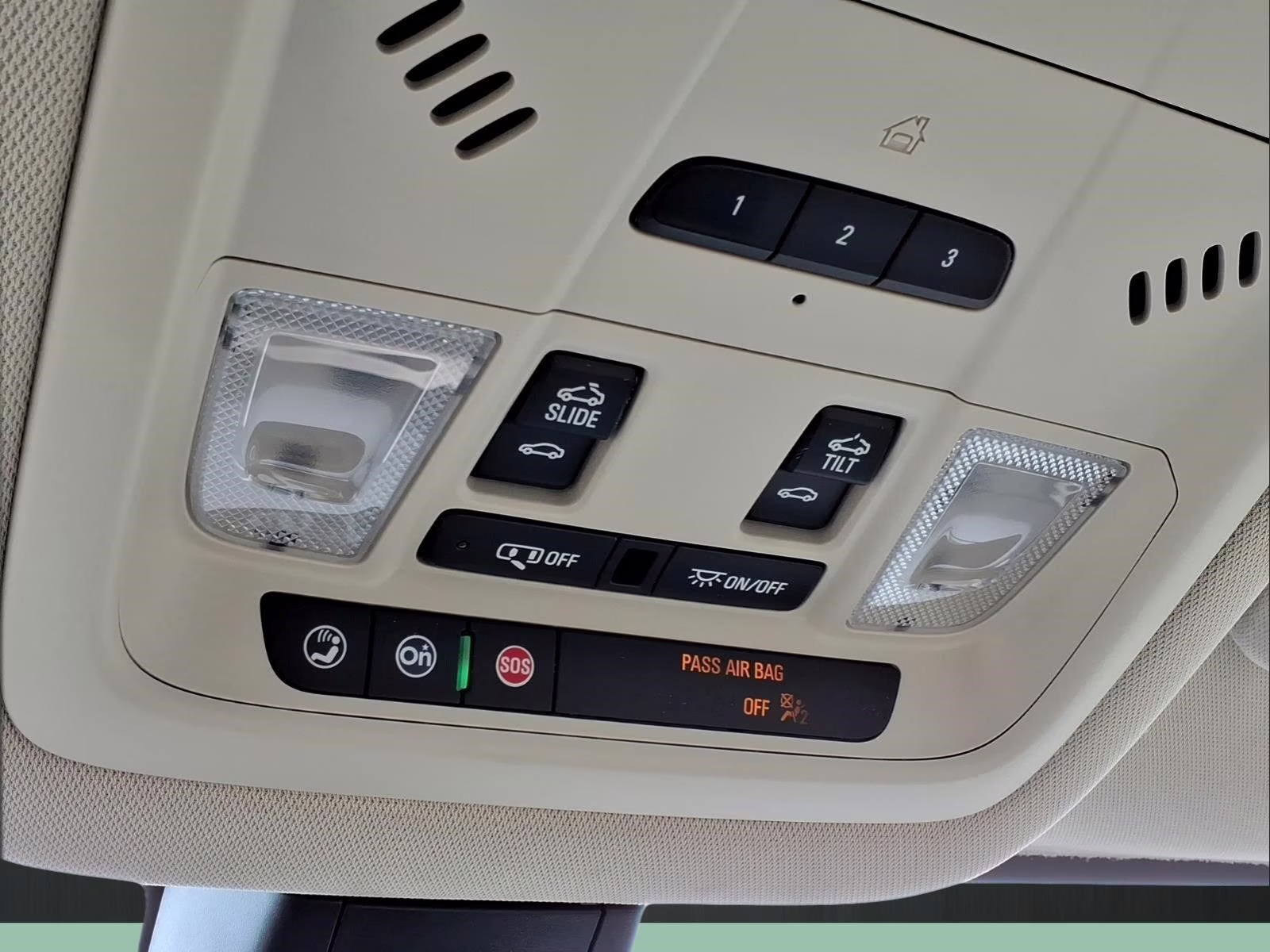 2020 Quartz GMC Acadia Denali FWD SUV