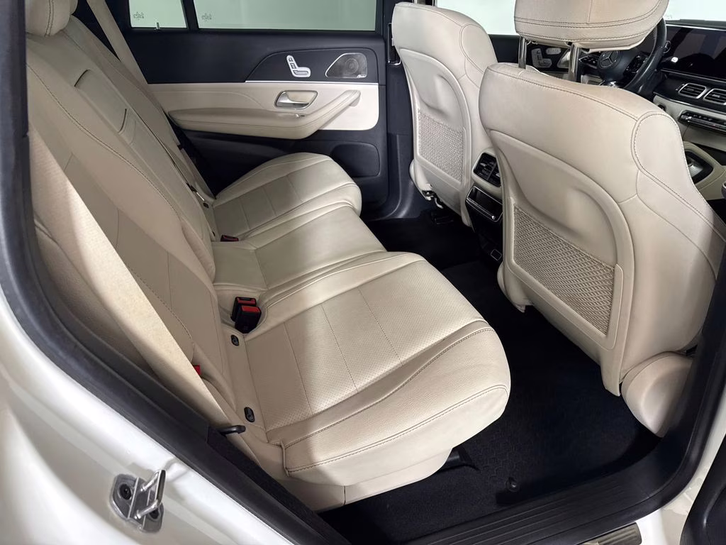 2024 MANUFAKTUR Diamond White Metallic Mercedes-Benz GLS GLS 450 AWD SUV