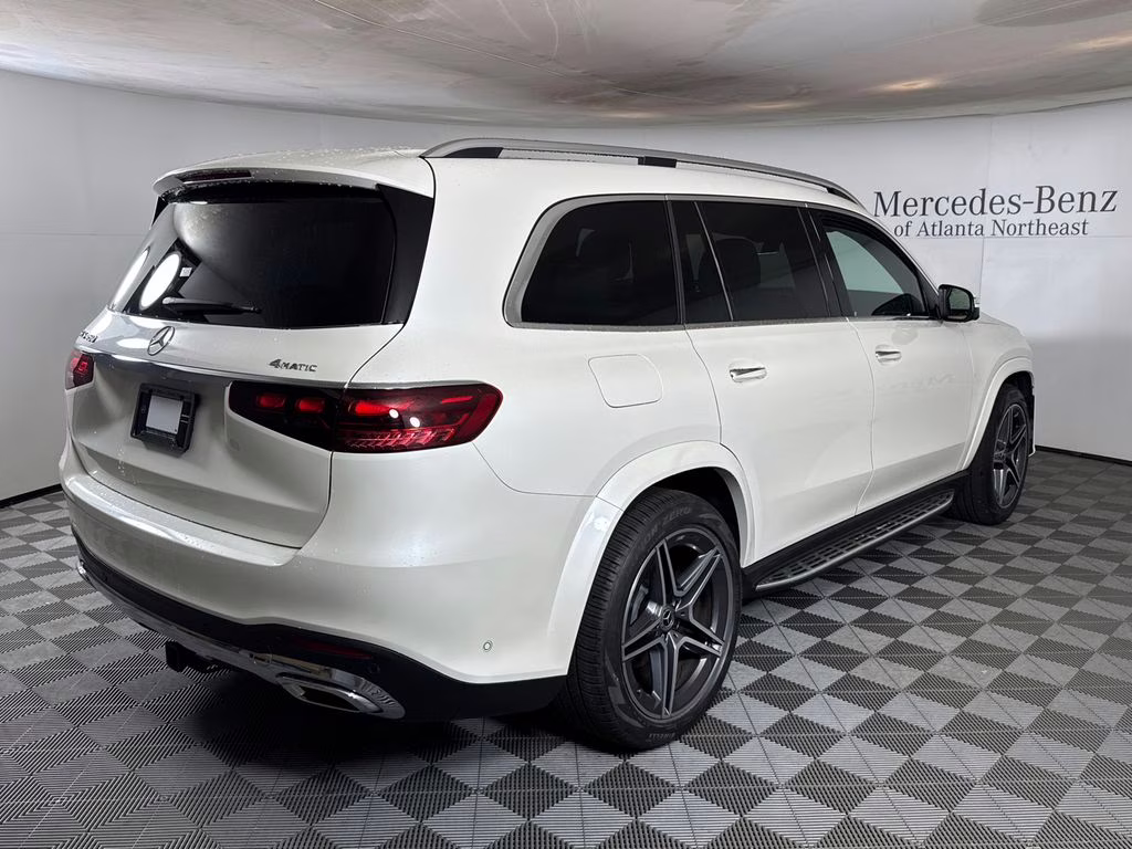 2024 MANUFAKTUR Diamond White Metallic Mercedes-Benz GLS GLS 450 AWD SUV