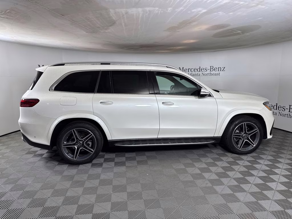 2024 MANUFAKTUR Diamond White Metallic Mercedes-Benz GLS GLS 450 AWD SUV