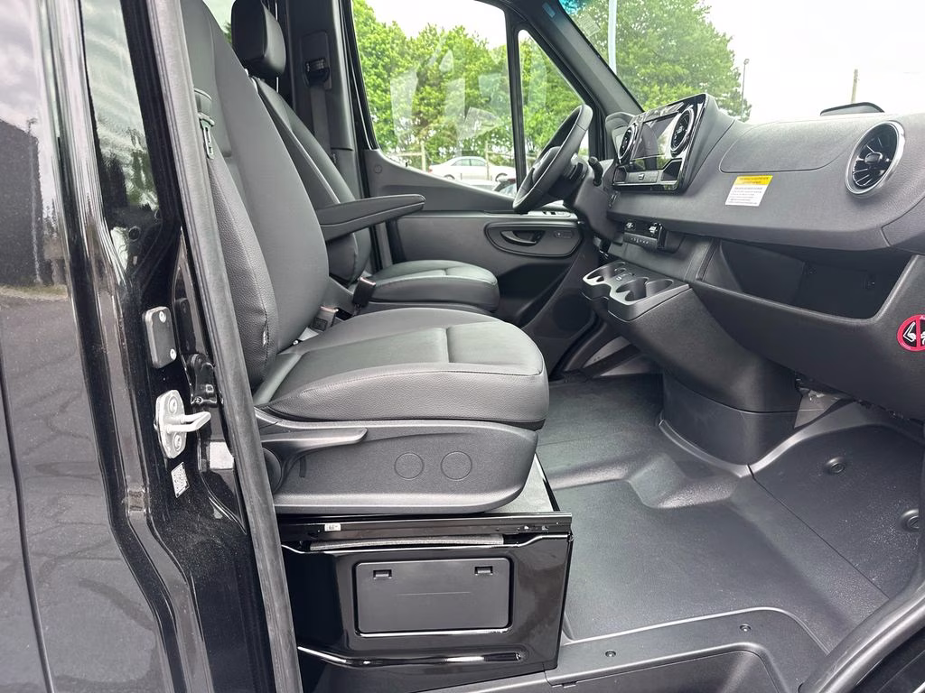 2026 Obsidian Mercedes-Benz Sprinter 3500XD Cargo 170 WB RWD Van