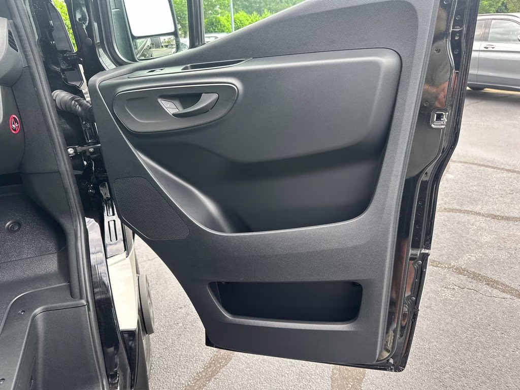 2026 Obsidian Mercedes-Benz Sprinter 3500XD Cargo 170 WB RWD Van