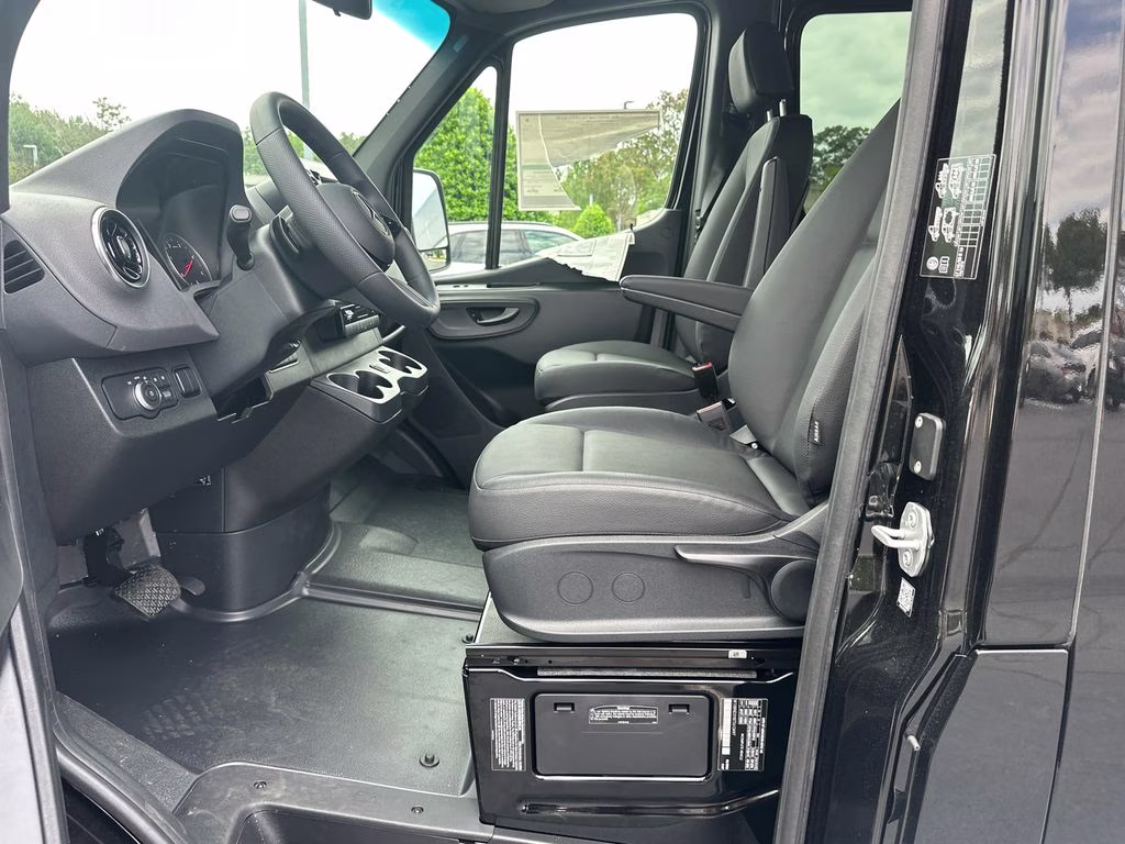 2026 Obsidian Mercedes-Benz Sprinter 3500XD Cargo 170 WB RWD Van